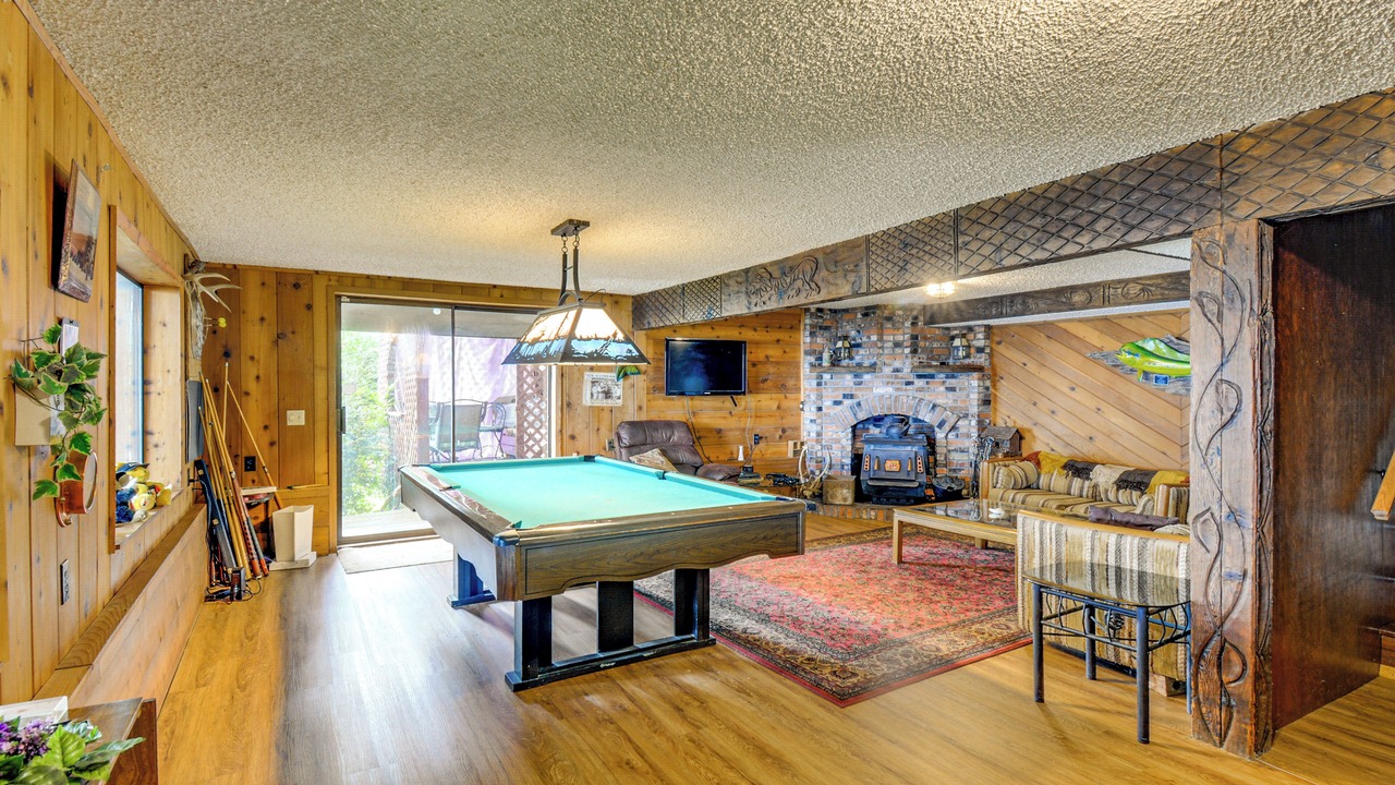 Photo of Bedroom in Brinnon