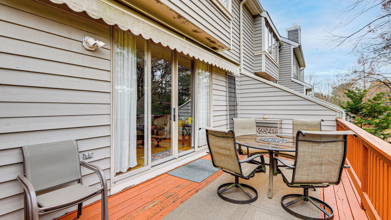 Photo of Others in Columbia