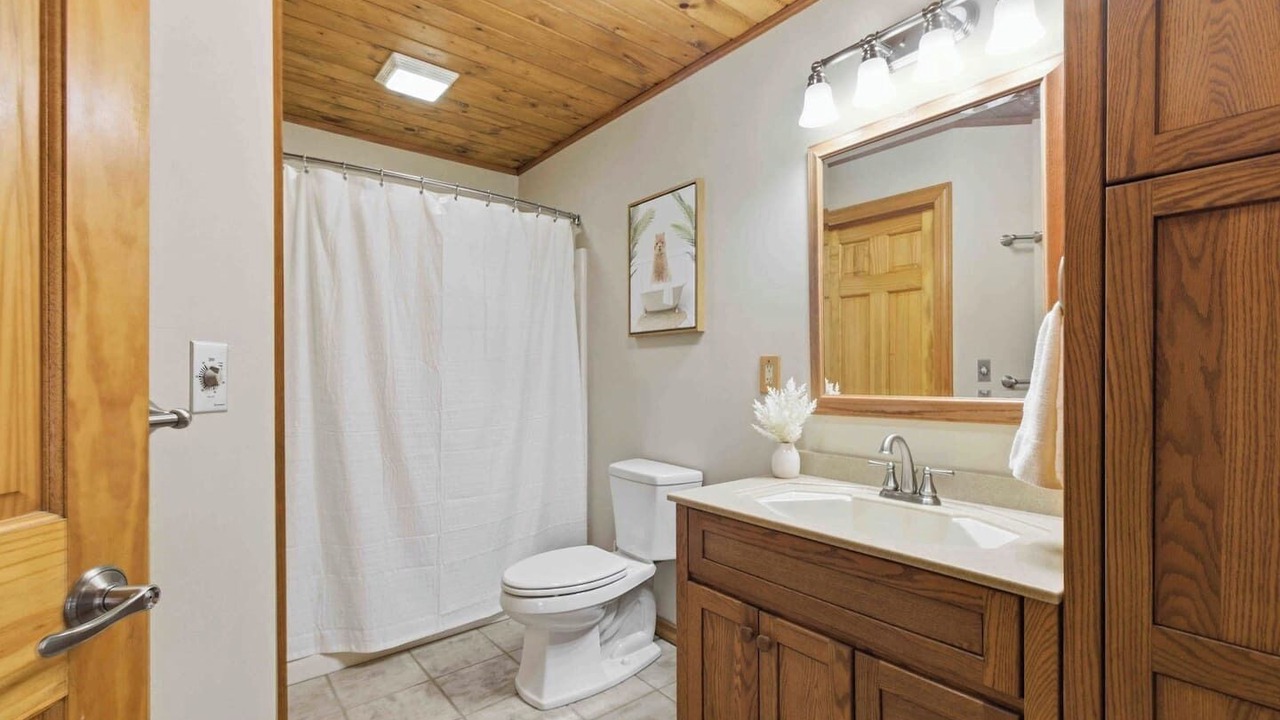 Photo of Bathroom in Brainerd
