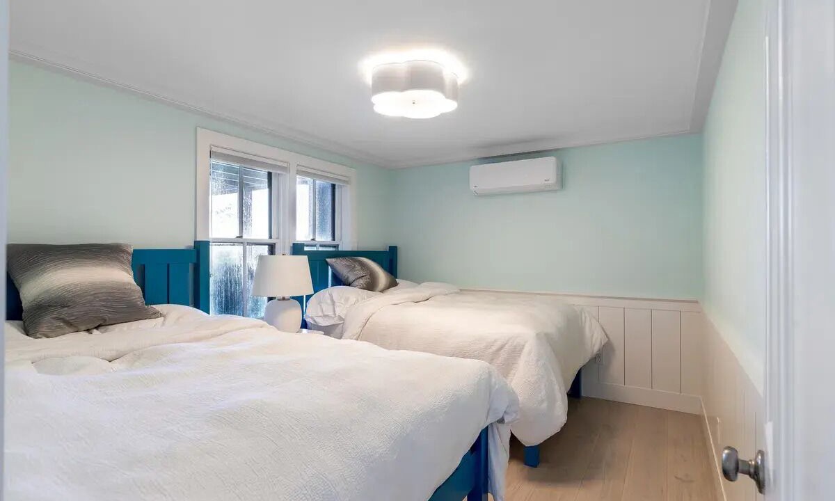 Photo of Bedroom in Madaket