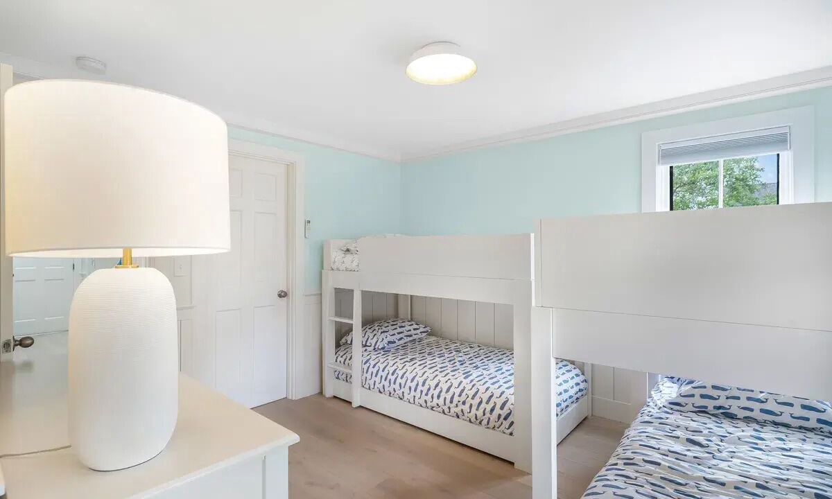 Photo of Bedroom in Madaket