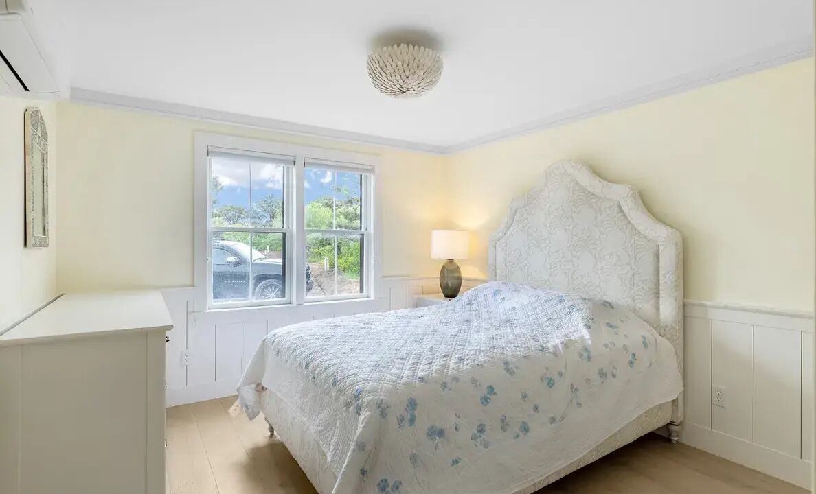 Photo of Bedroom in Madaket