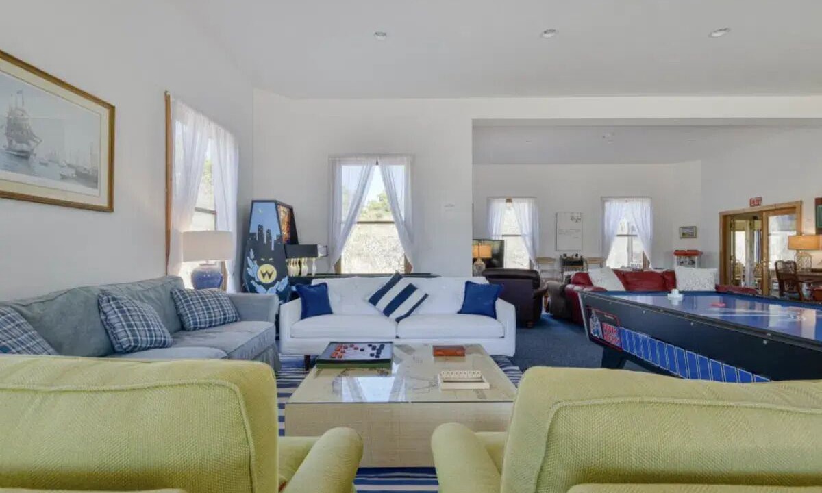 Photo of Livingroom in Nantucket