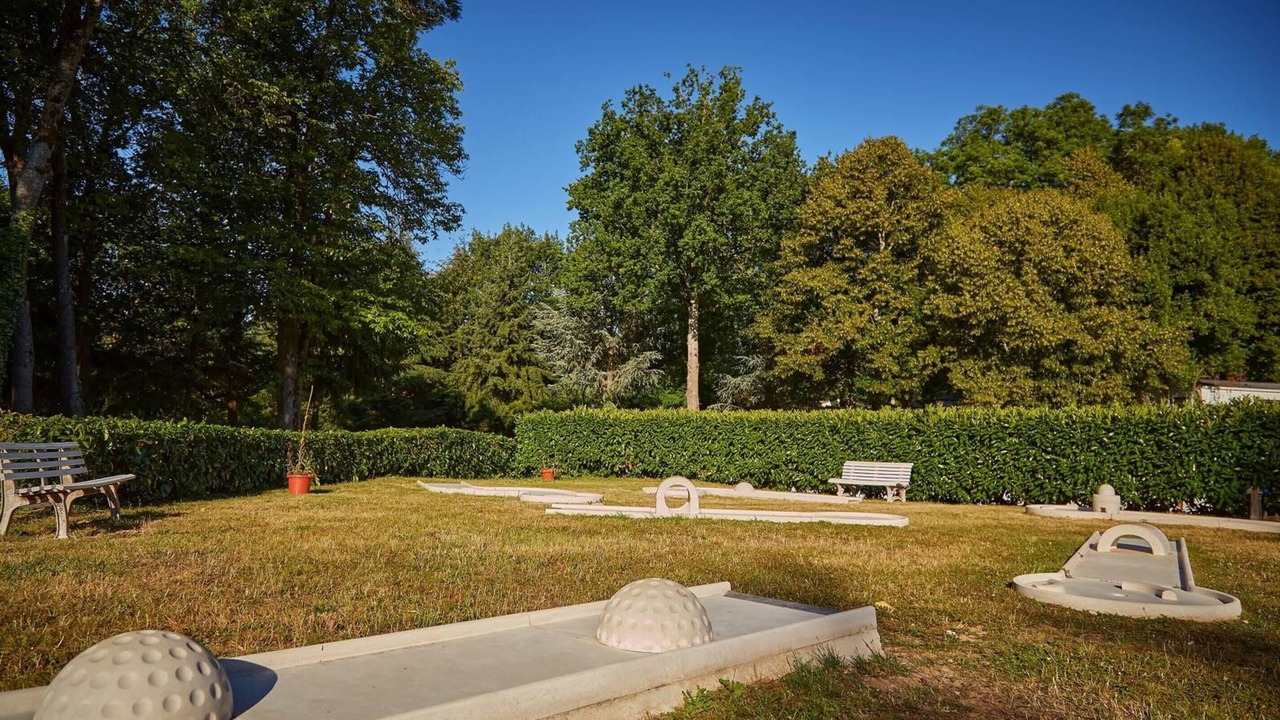 Photo of Outdoor in Saint-Cheron