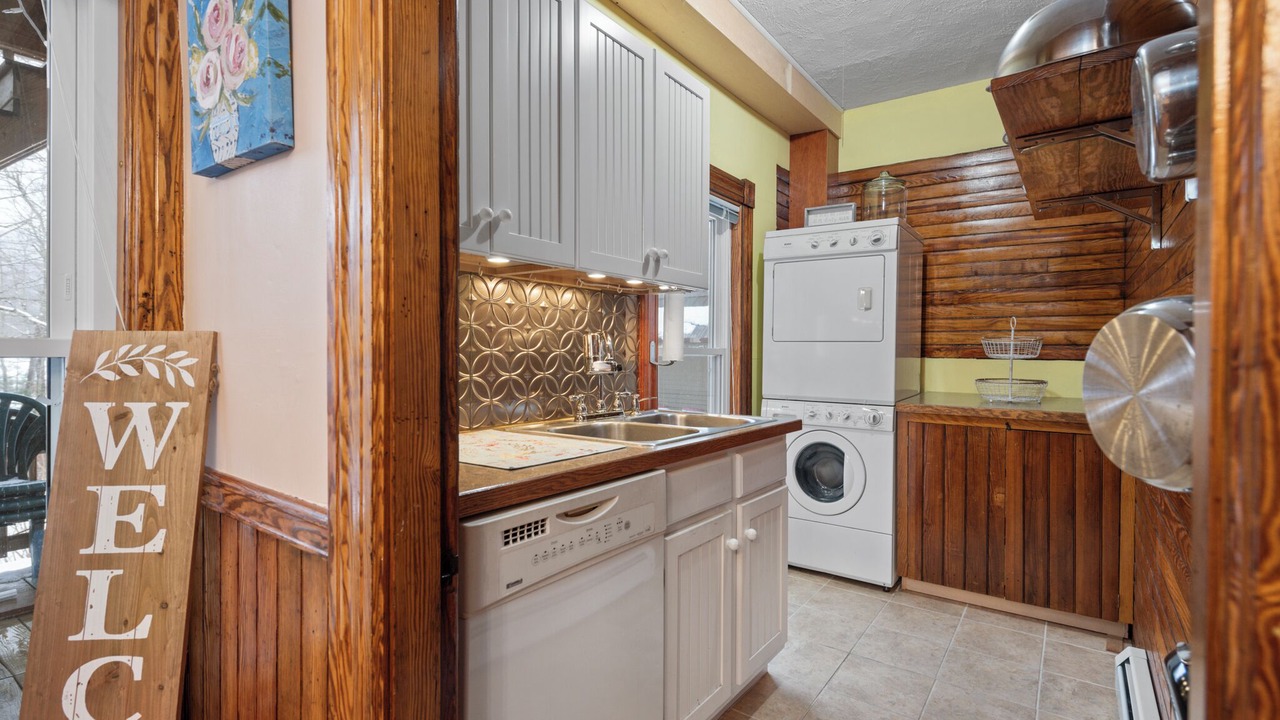 Photo of Kitchen in Warren