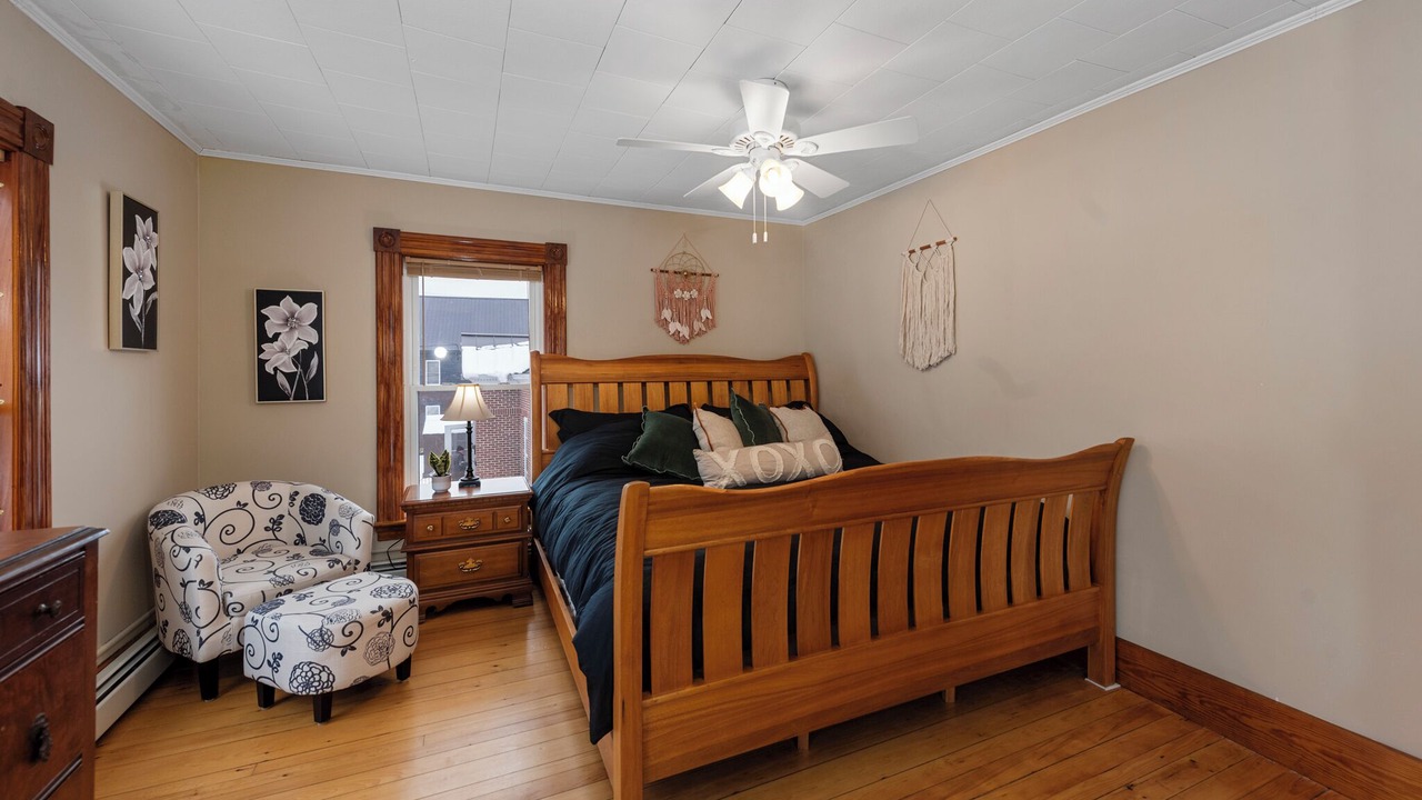 Photo of Bedroom in Warren