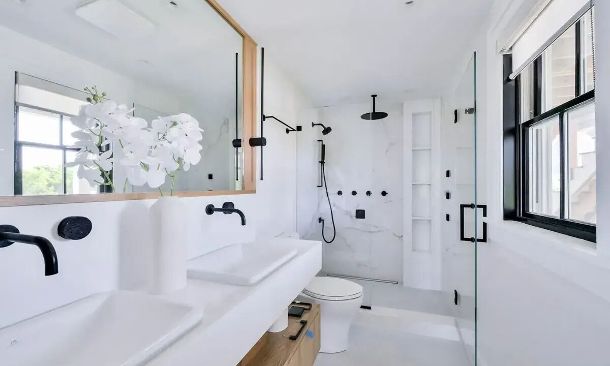 Photo of Bathroom in Madaket