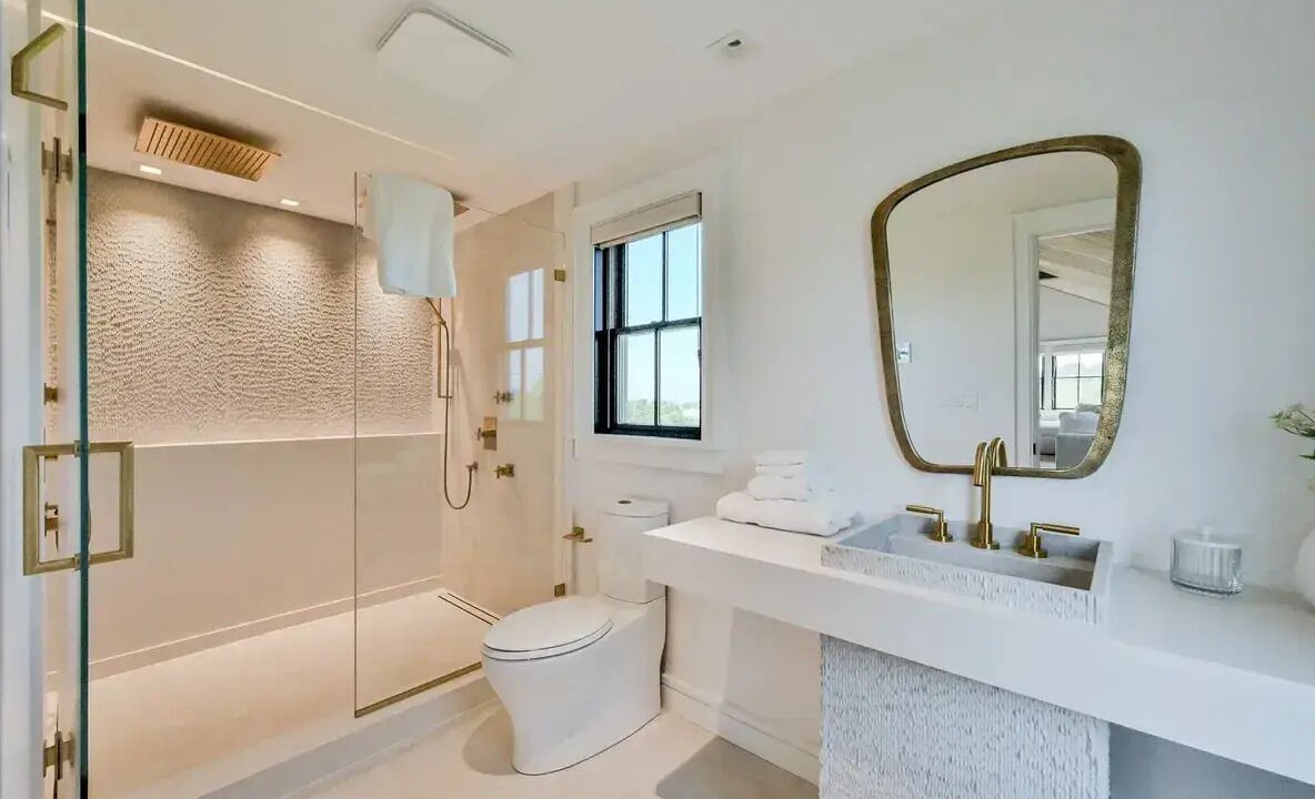 Photo of Bathroom in Madaket