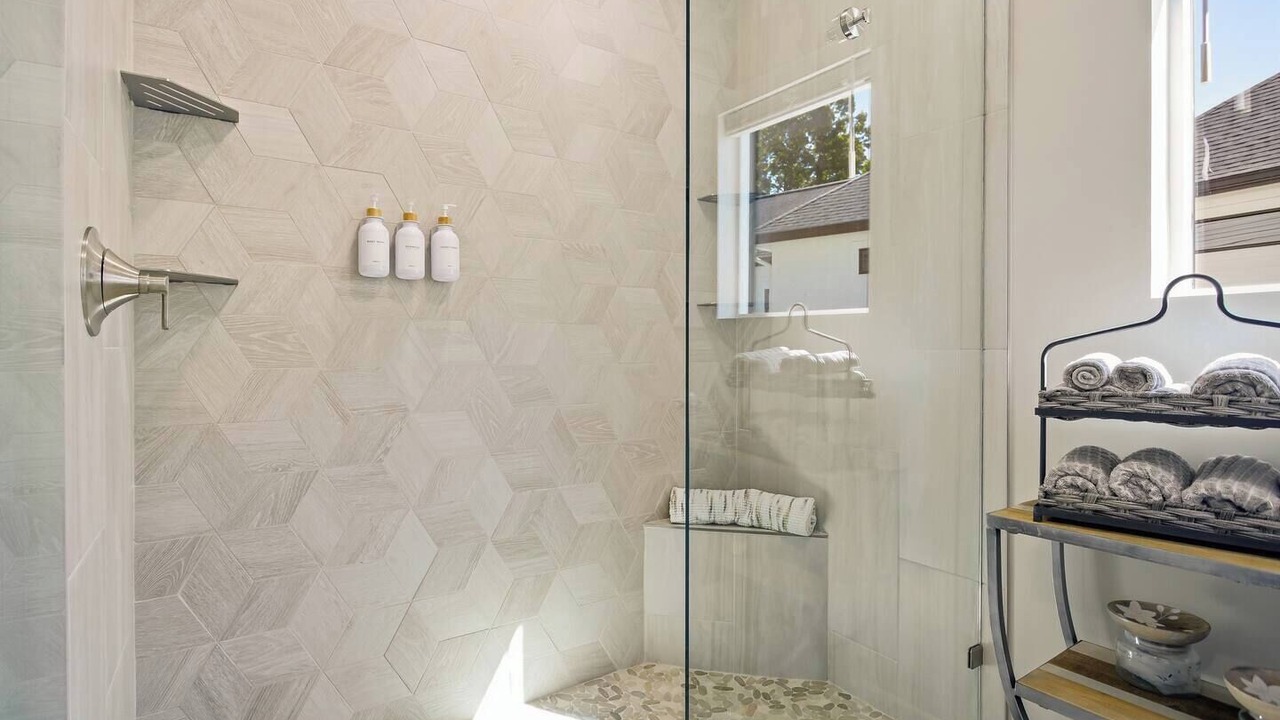 Photo of Bathroom in North Shore