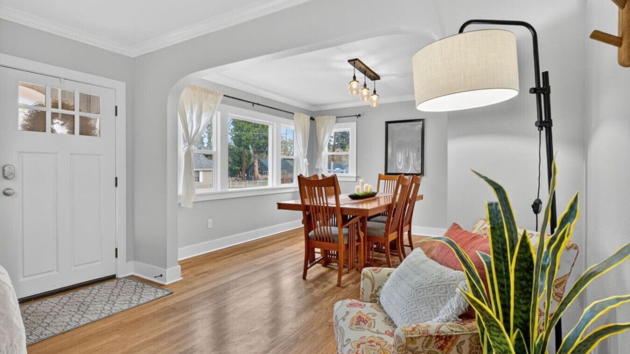 Photo of Others in Hough