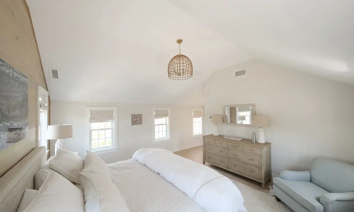 Photo of Bedroom in Brant Point