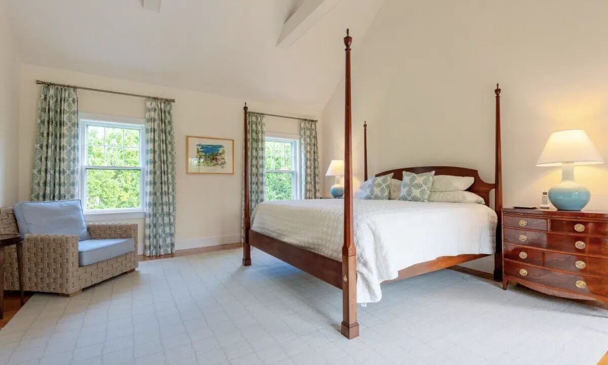 Photo of Bedroom in Cliff