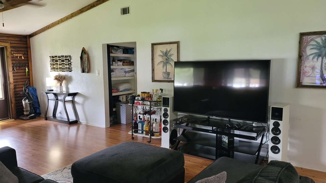 Photo of Livingroom in Trinity