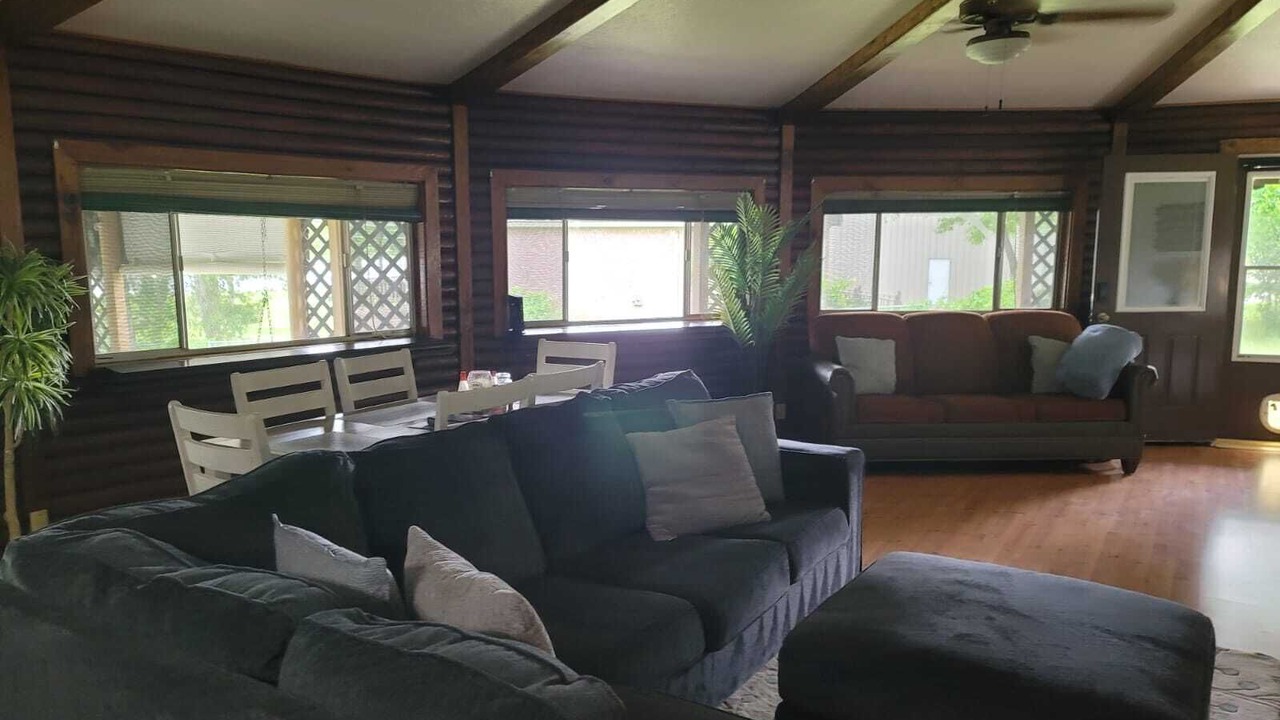 Photo of Livingroom in Trinity
