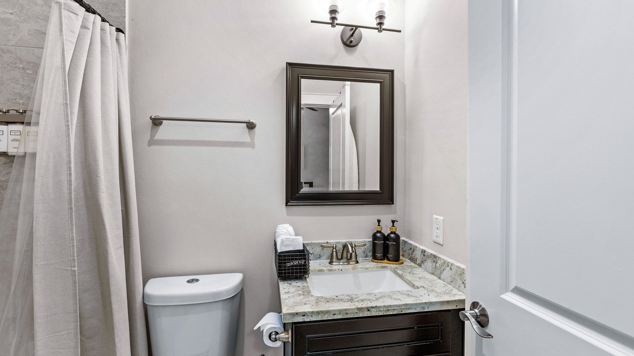 Photo of Bathroom in Greater Heights
