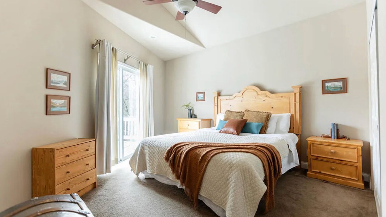 Photo of Bedroom in Cedar Glen