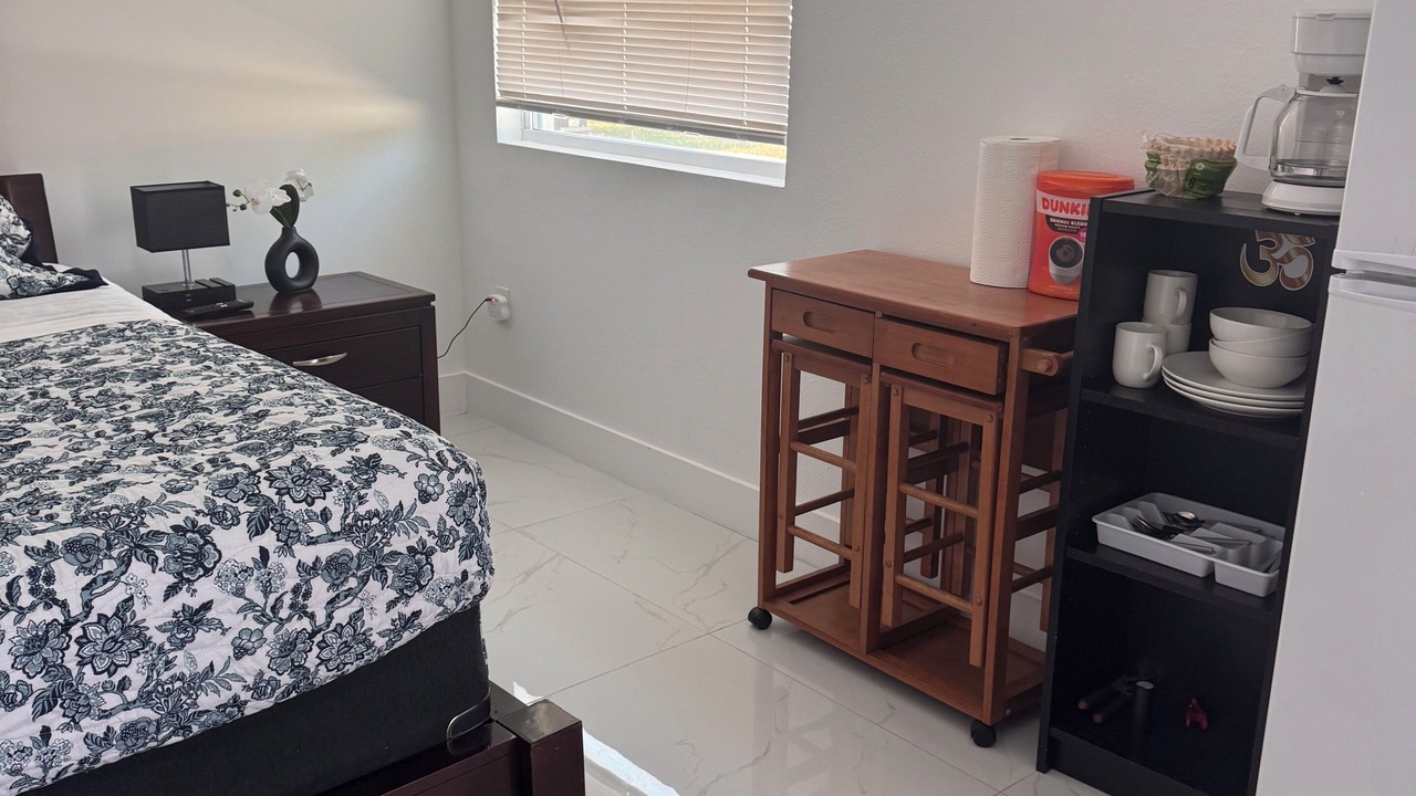 Photo of Bedroom in Ludlam