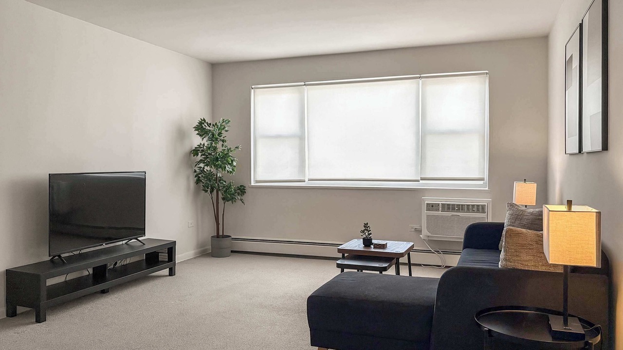 Photo of Livingroom in Skokie