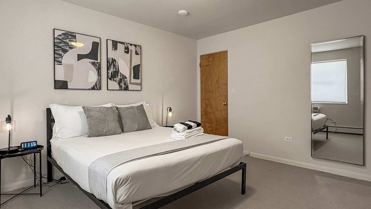 Photo of Bedroom in Skokie