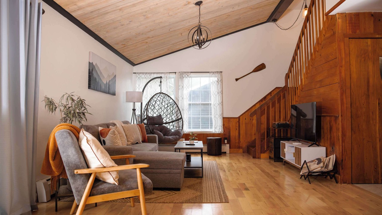 Photo of Livingroom in Town of Conesville