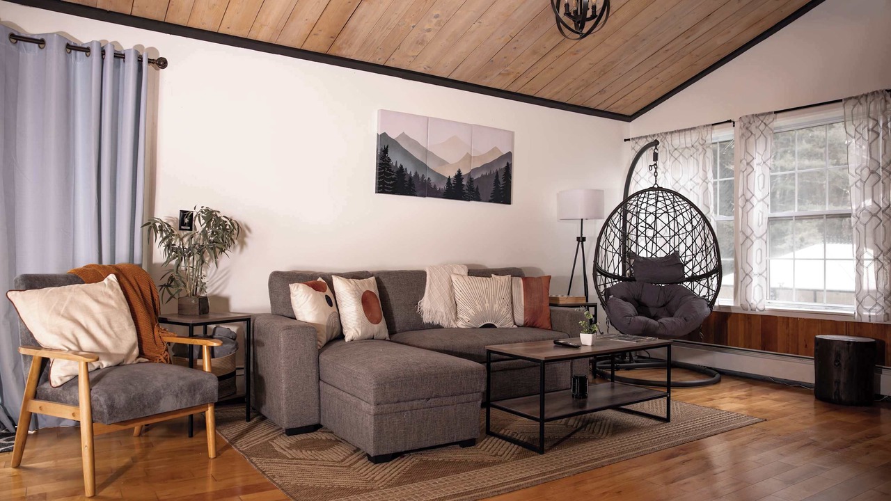 Photo of Livingroom in Town of Conesville
