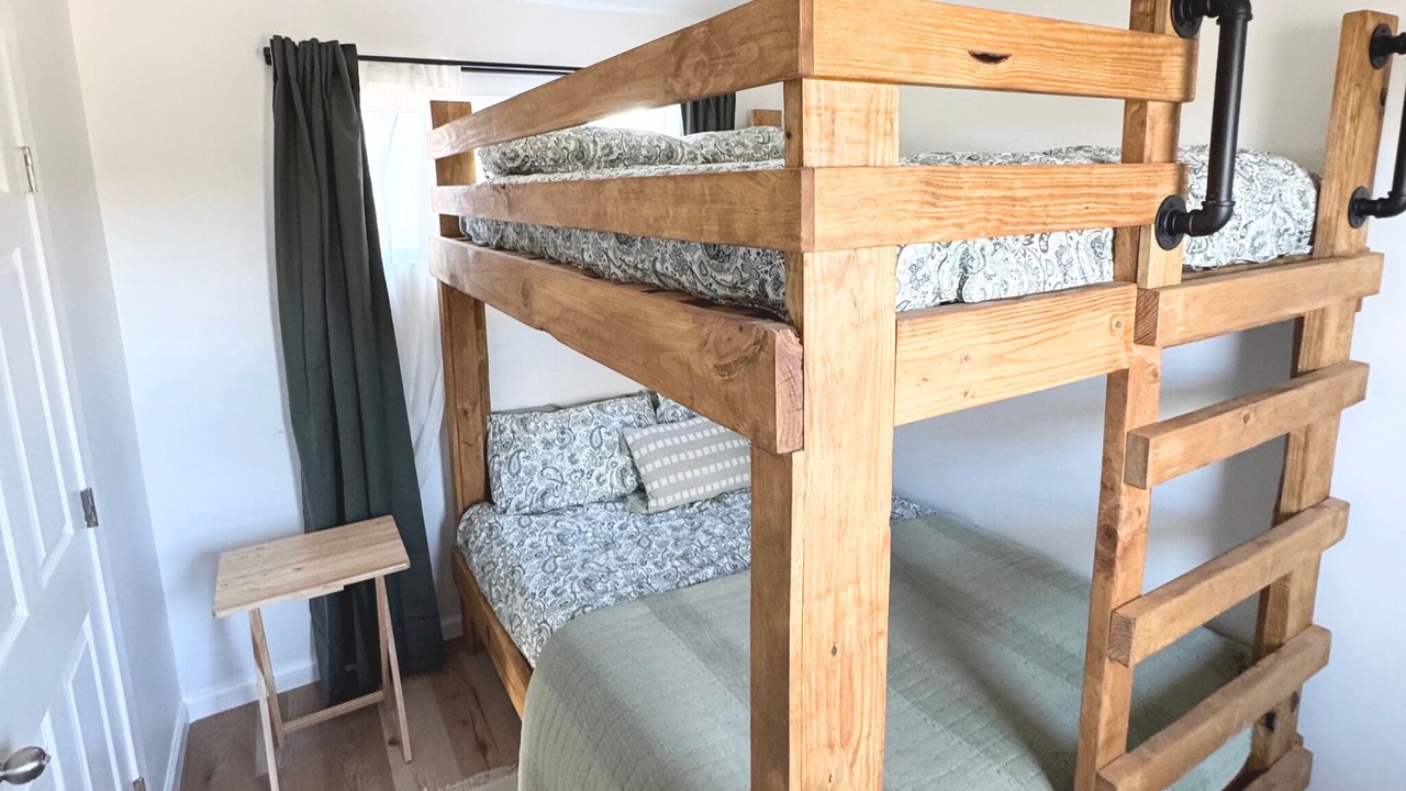 Photo of Bedroom in Rochelle