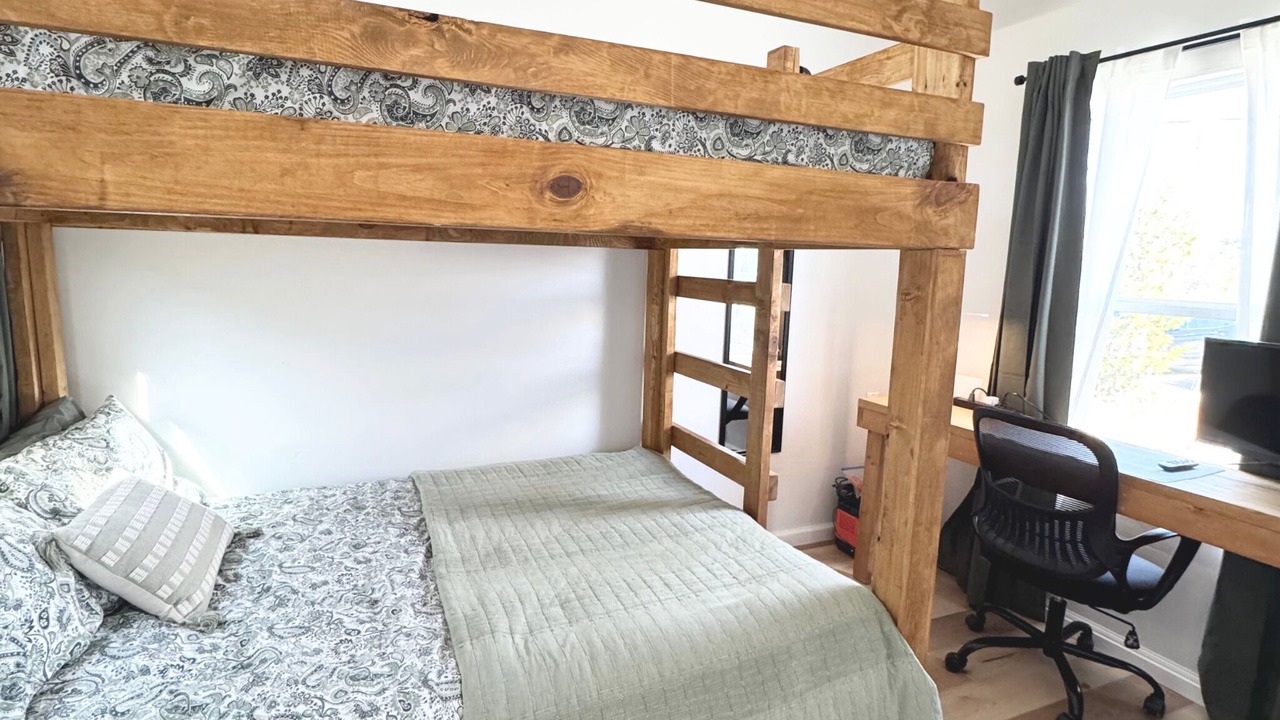 Photo of Bedroom in Rochelle