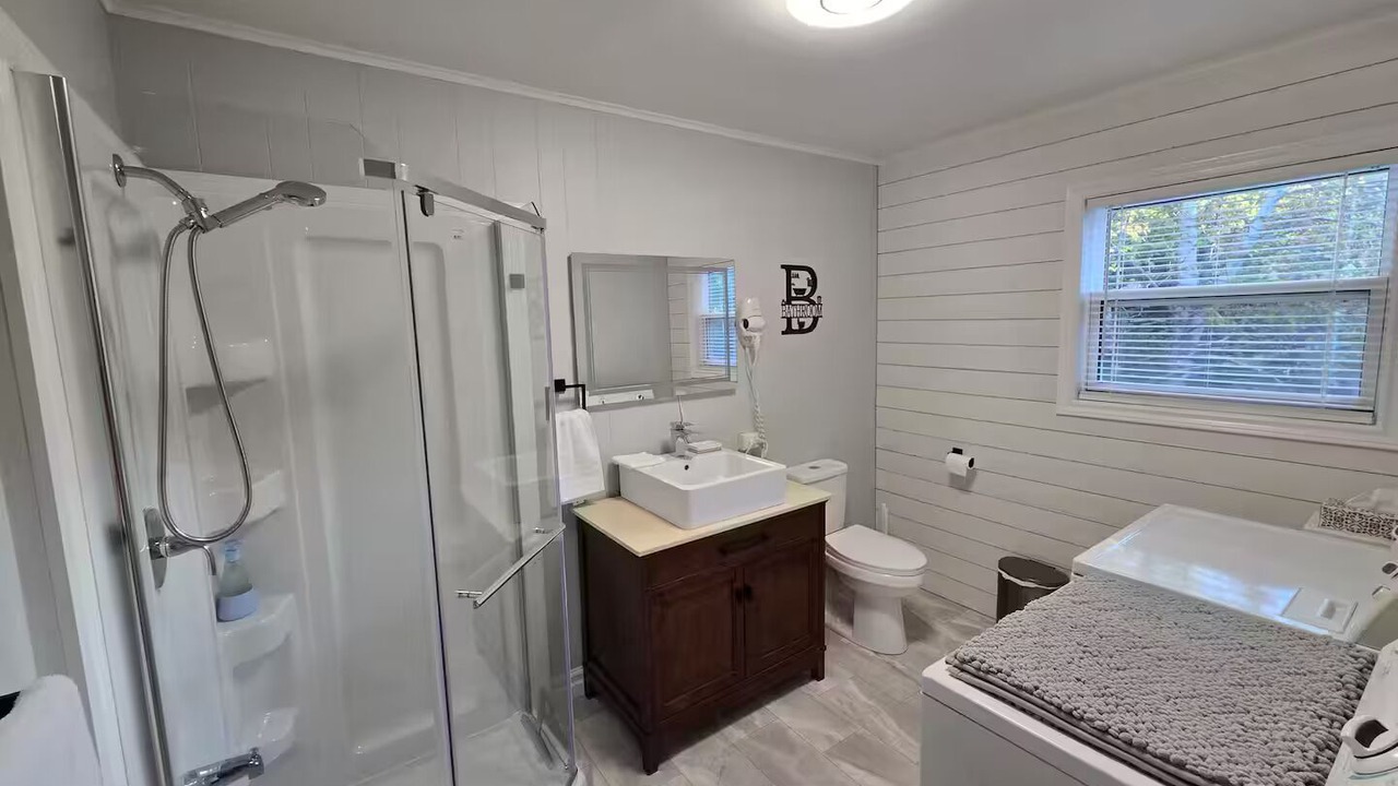 Photo of Bathroom in Trinity