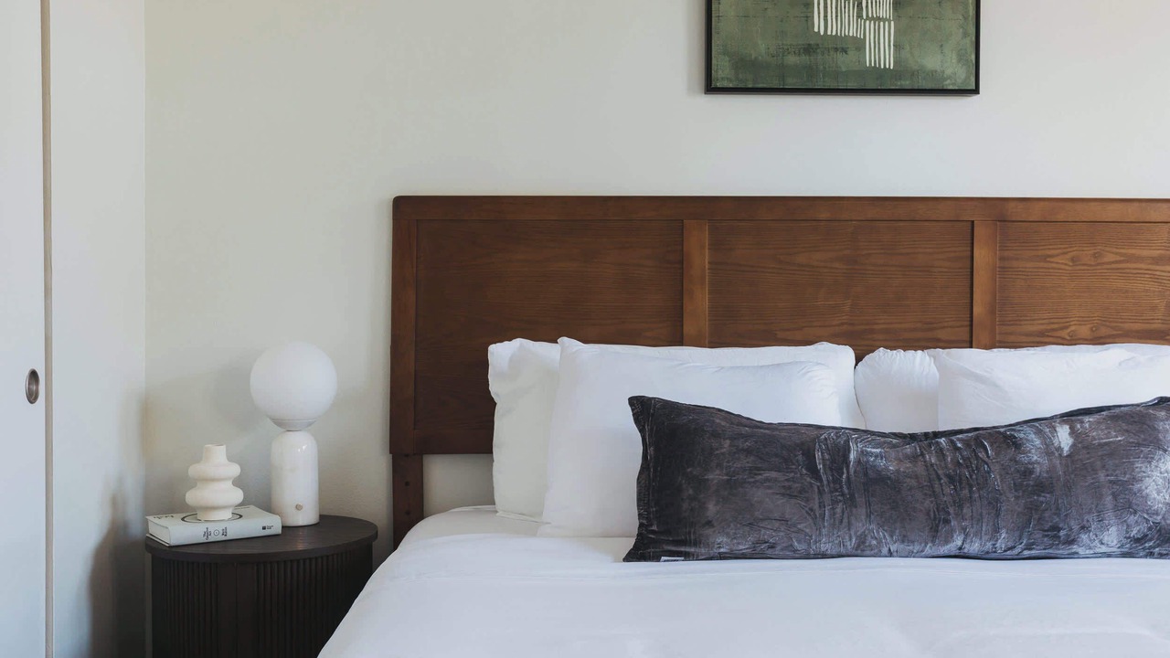 Photo of Bedroom in Near North Side