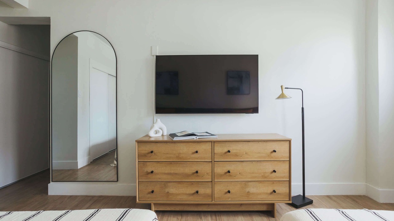 Photo of Bedroom in Near North Side