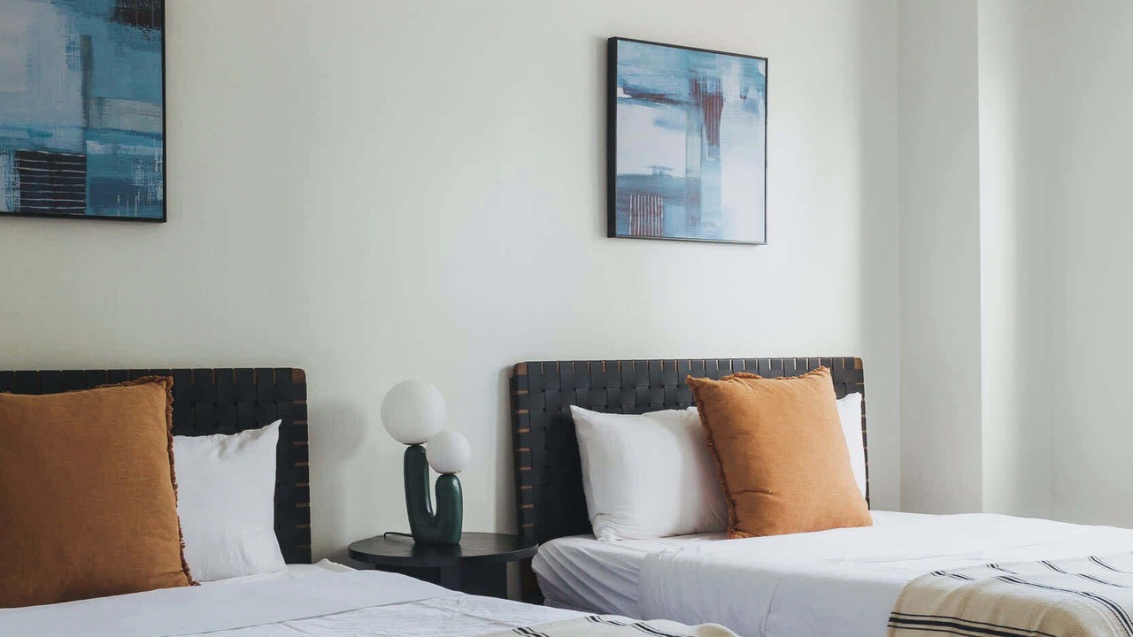 Photo of Bedroom in Near North Side