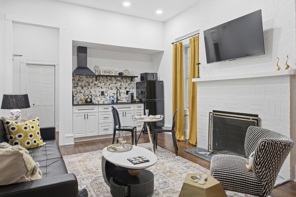 Photo of Livingroom in Downtown Jacksonville