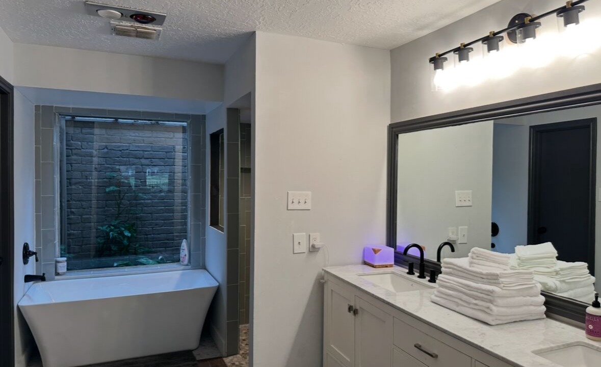 Photo of Bathroom in Quail Valley