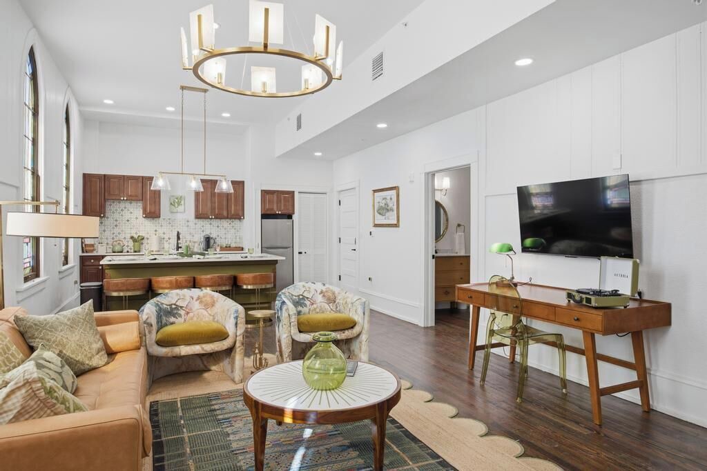 Photo of Livingroom in Downtown Jacksonville
