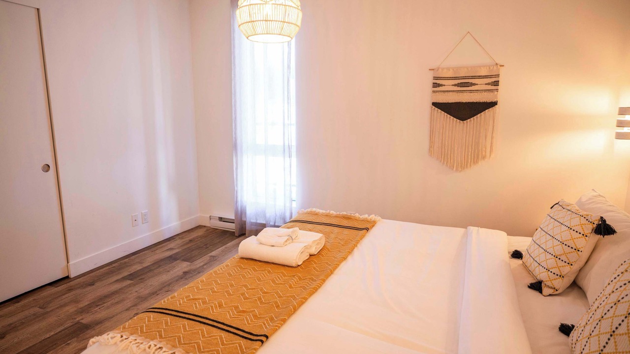 Photo of Bedroom in Baie-St-Paul