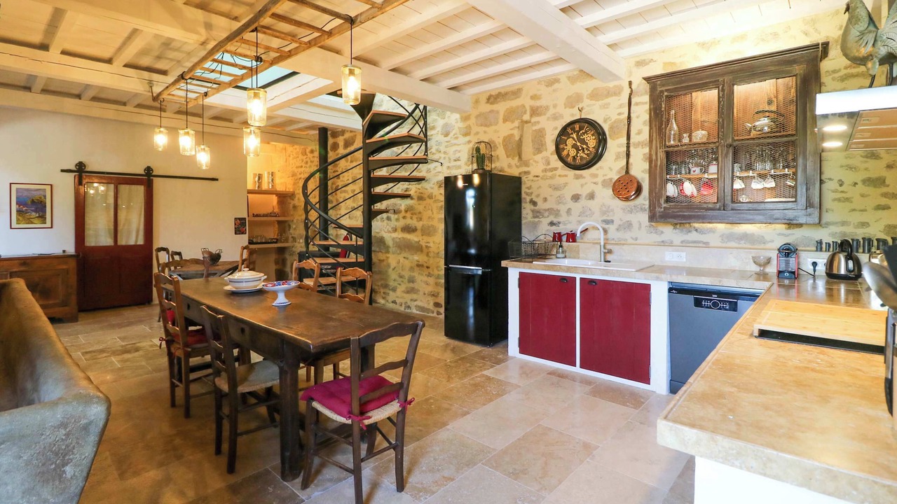Photo of Kitchen in Saint-Laurent-La-Vernede