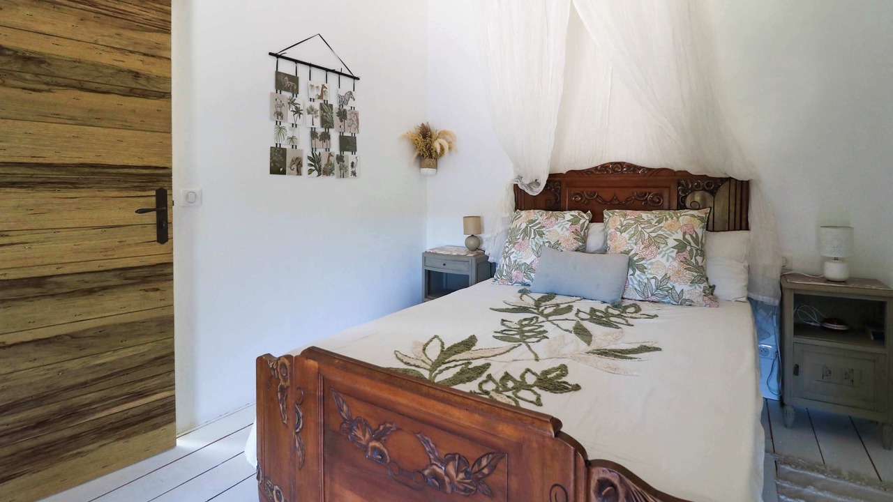 Photo of Bedroom in Saint-Laurent-La-Vernede
