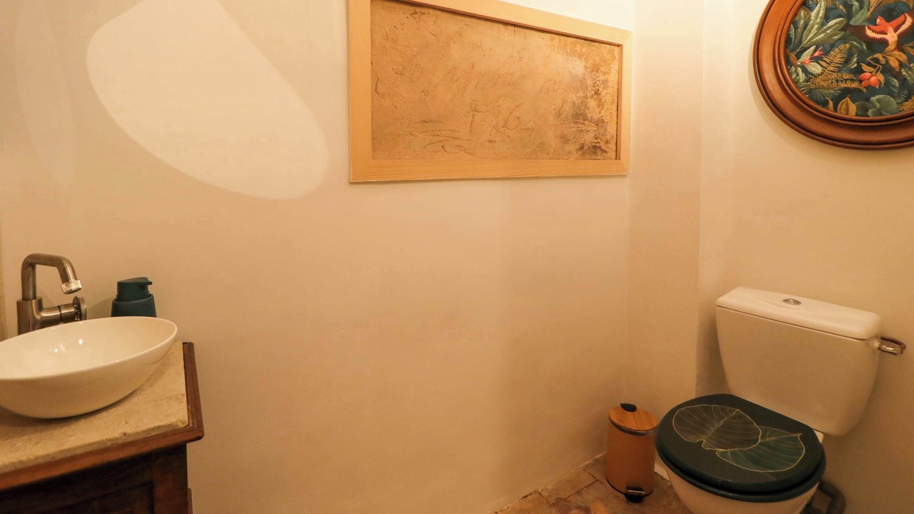 Photo of Bathroom in Saint-Laurent-La-Vernede