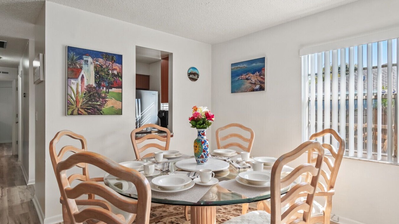 Photo of Bedroom in Silver Springs Shores