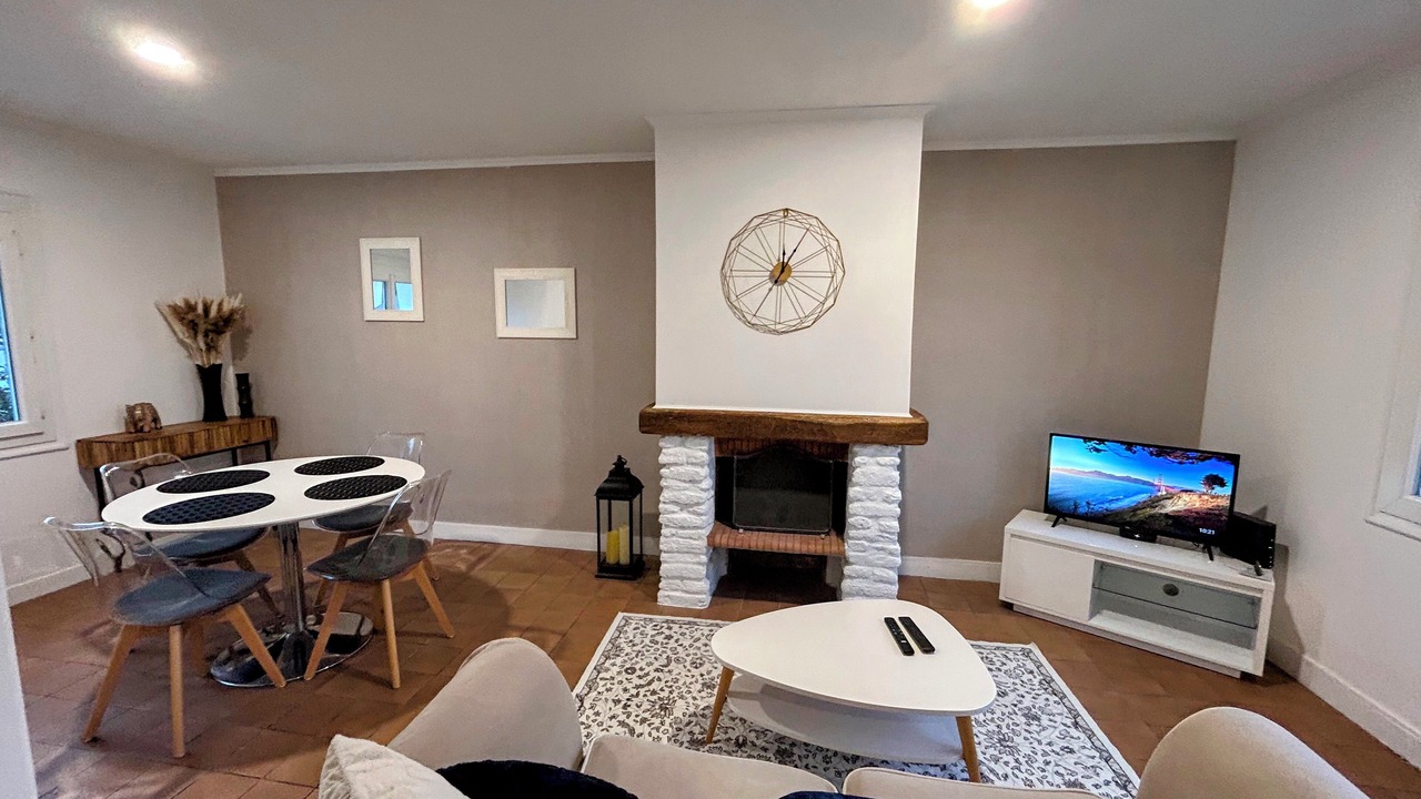 Photo of Livingroom in Colleville-Montgomery