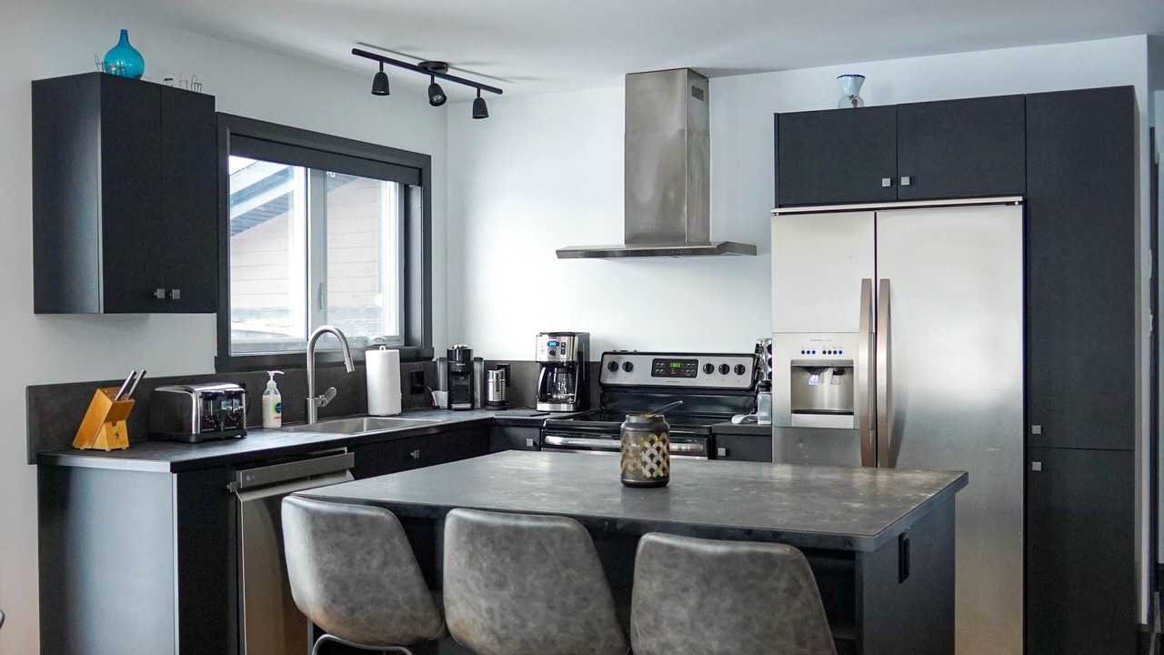 Photo of Kitchen in Saint-David-de-Falardeau