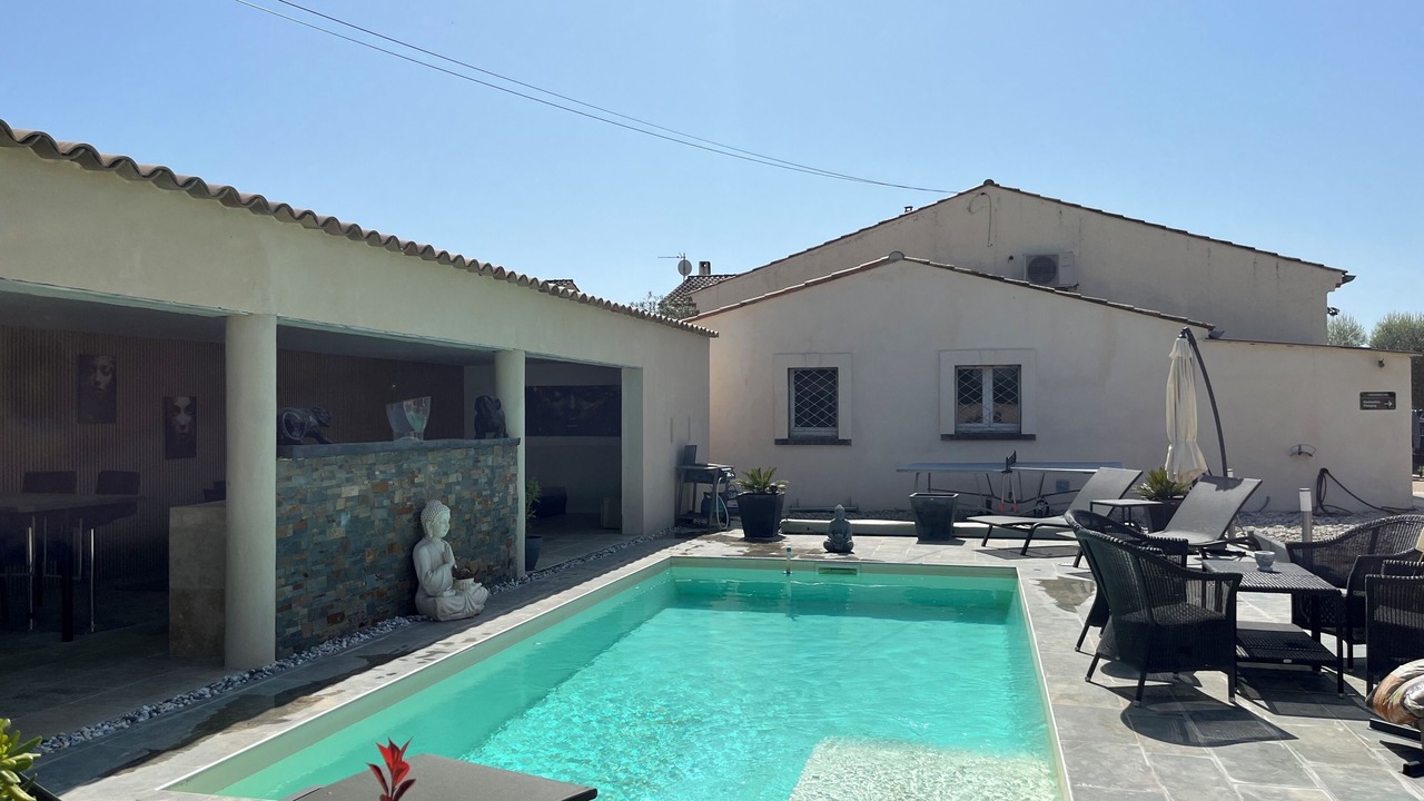 Photo of Outdoor in Entraigues-sur-la-Sorgue