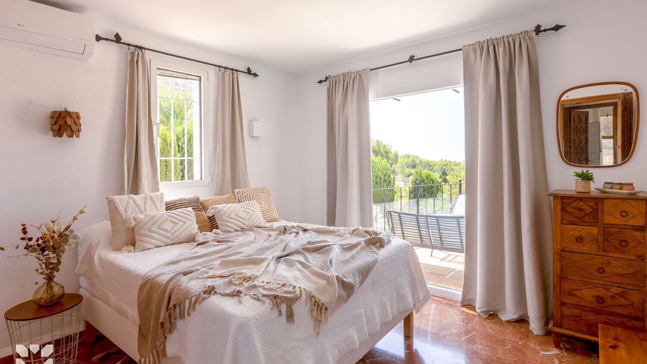 Photo of Bedroom in Arnella
