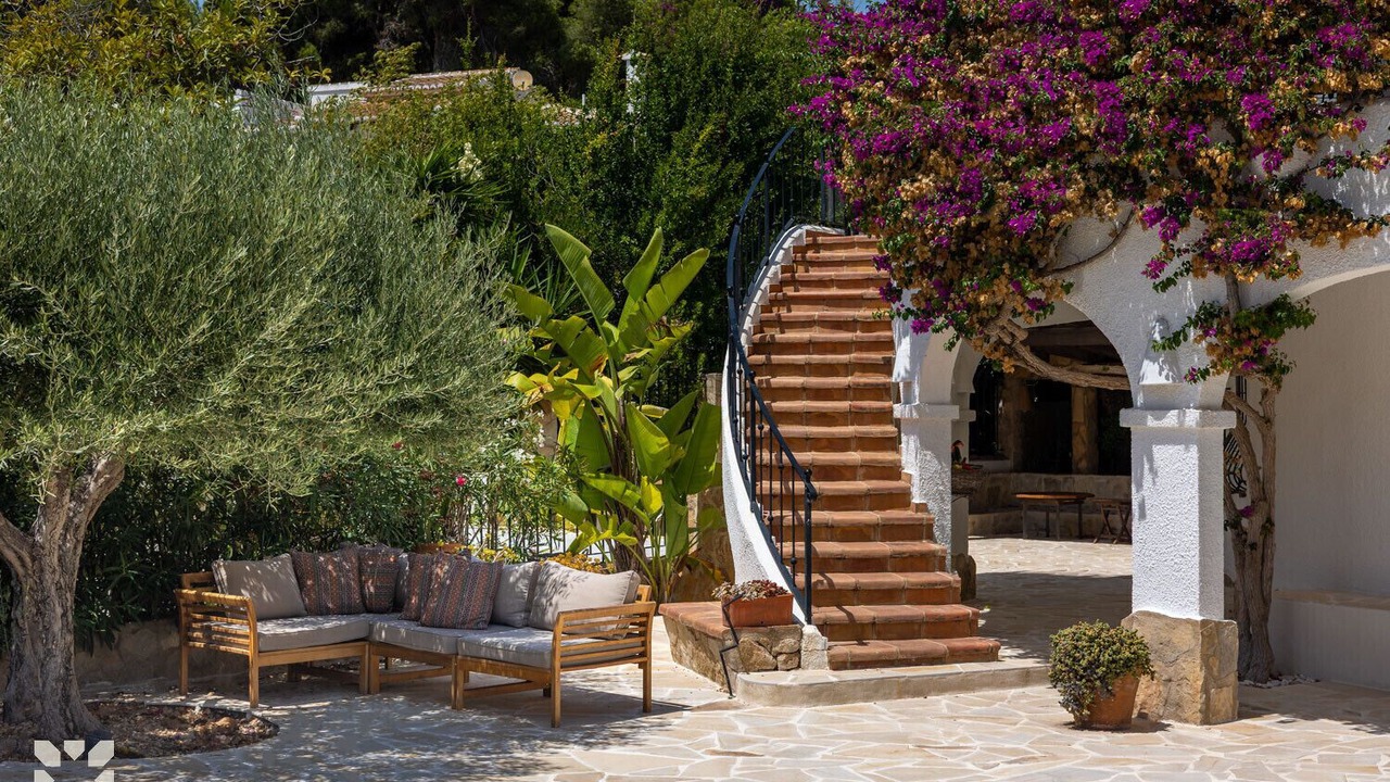 Photo of Outdoor in Arnella