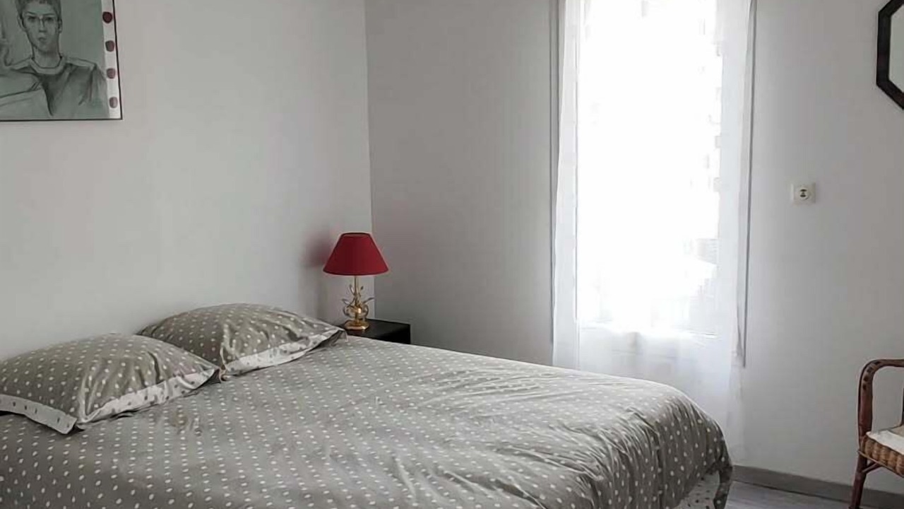 Photo of Bedroom in Thezy-Glimont