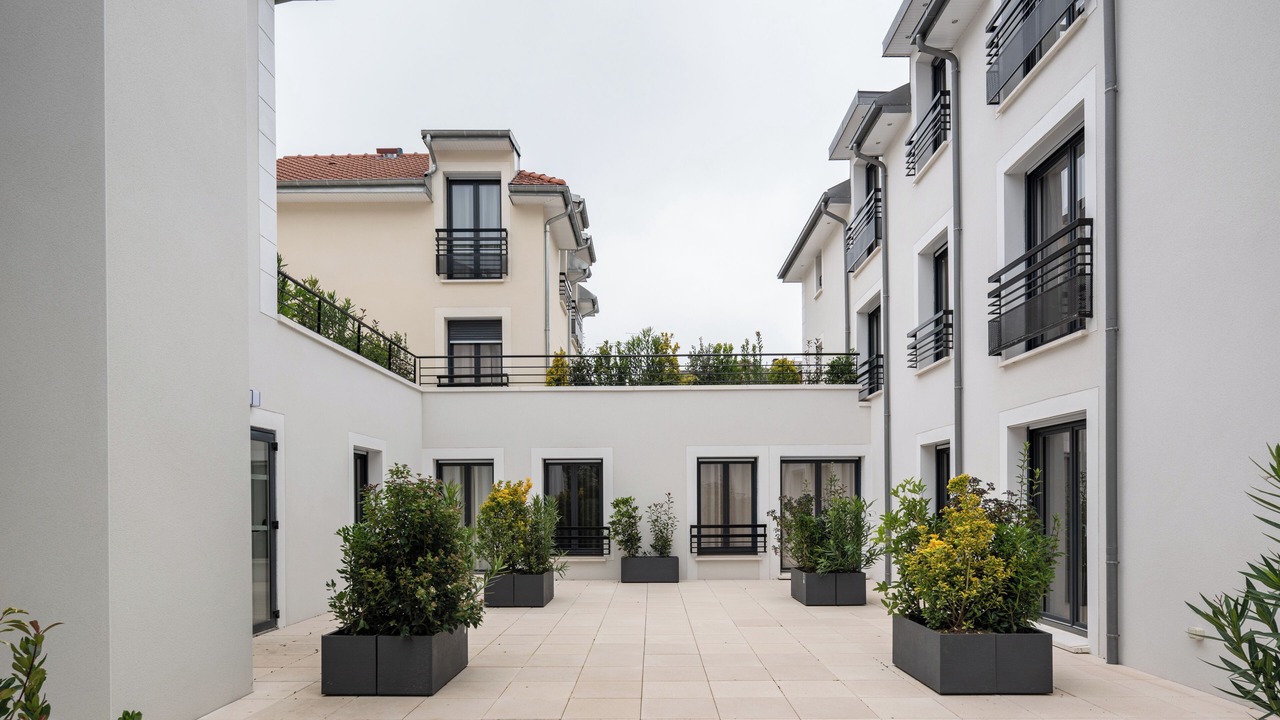 Photo of Outdoor in Le Bourget