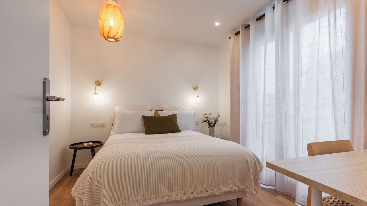 Photo of Bedroom in Le Bourget