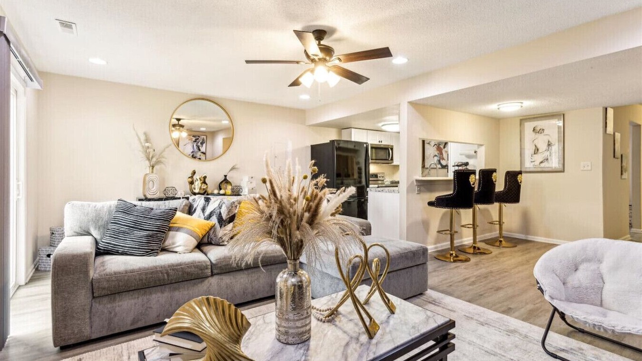 Photo of Livingroom in Northwest