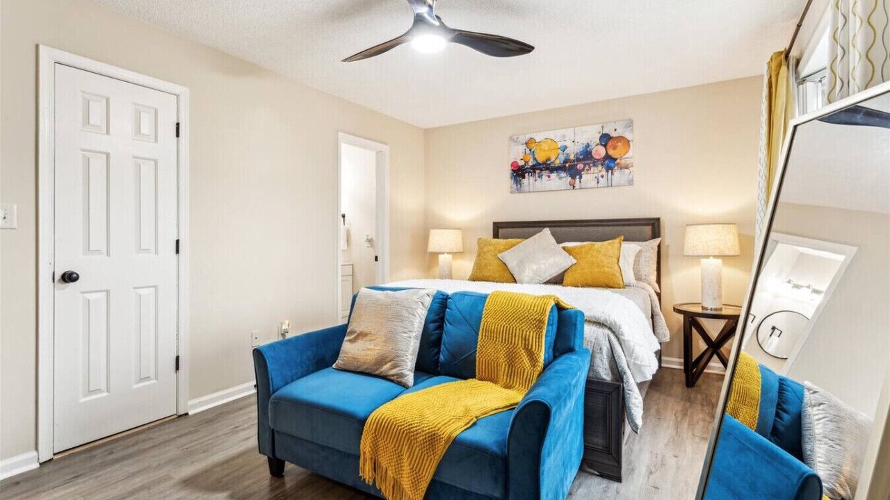 Photo of Bedroom in Northwest