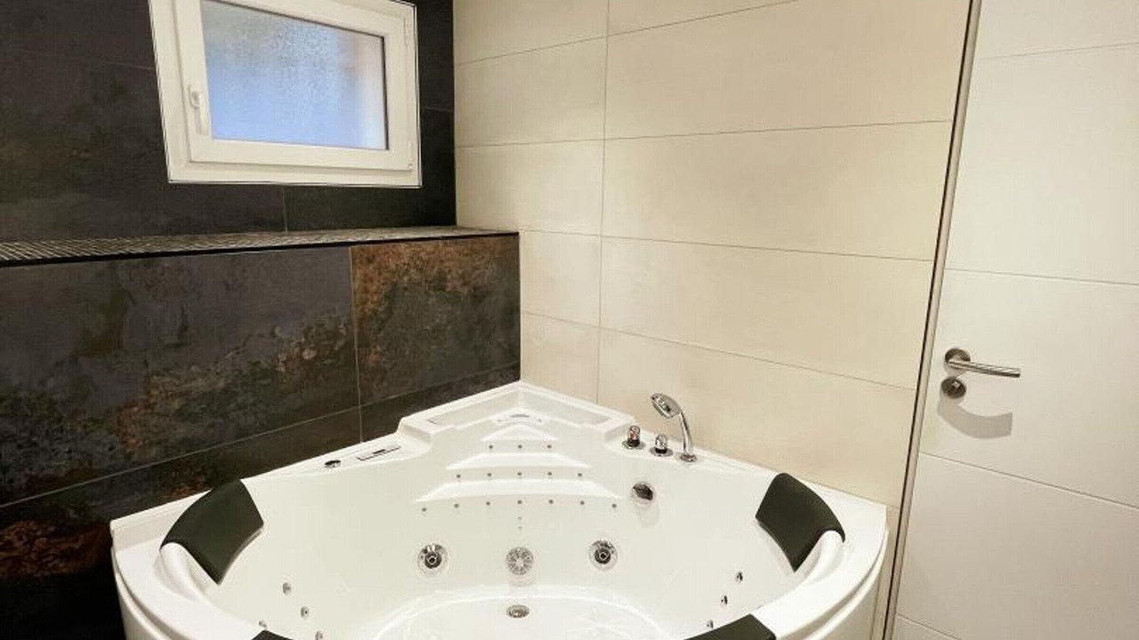 Photo of Bathroom in Chambray-les-Tours